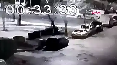 İzmir Bayraklı'da Kamyonet Kundaklaması: Şüpheli Yakalandı